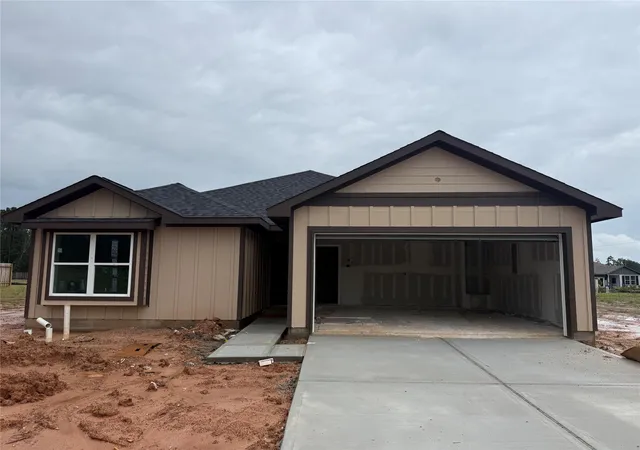 Photo 1 of Sale Pending at 10715 Crockett Meadows Blvd, Conroe, TX 77306 | MLS# 23354291 | Listing updated on 2026-08-24