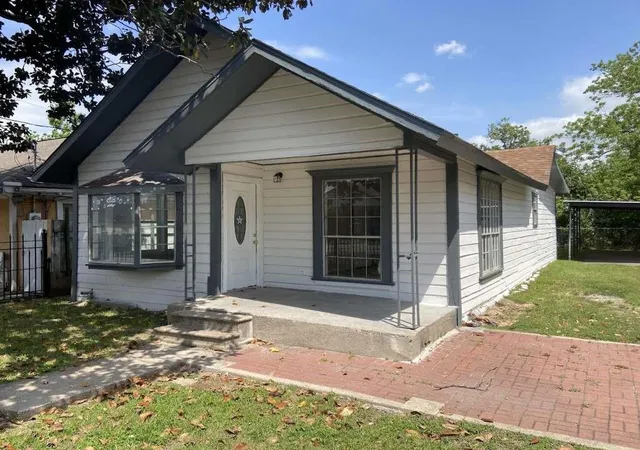 1st image of 7015 Boyce St, Houston, TX 77020 | MLS# 79908171