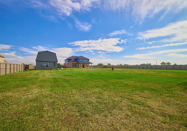 4th image of 11718 Casadores Ln, Needville, TX 77461 | MLS# 44432357