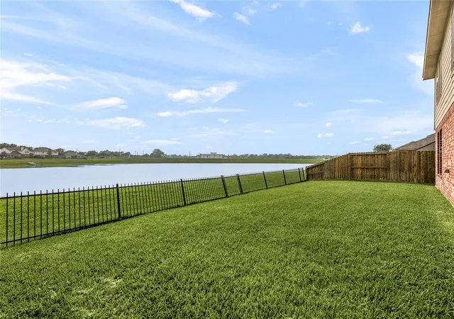 Photo 3 of Sale Pending at 2303 Crescent Water, Rosenberg, TX 77471 | MLS# 8641321 | Listing updated on 2026-08-17