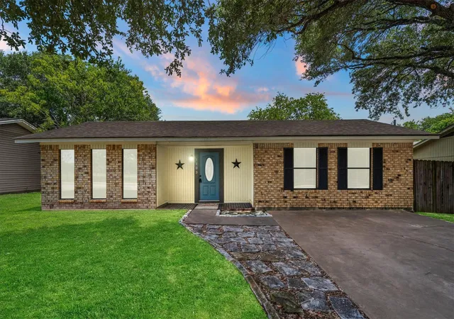 3rd image of 1103 Haines Dr, College Station, TX 77840 | MLS# 3666751