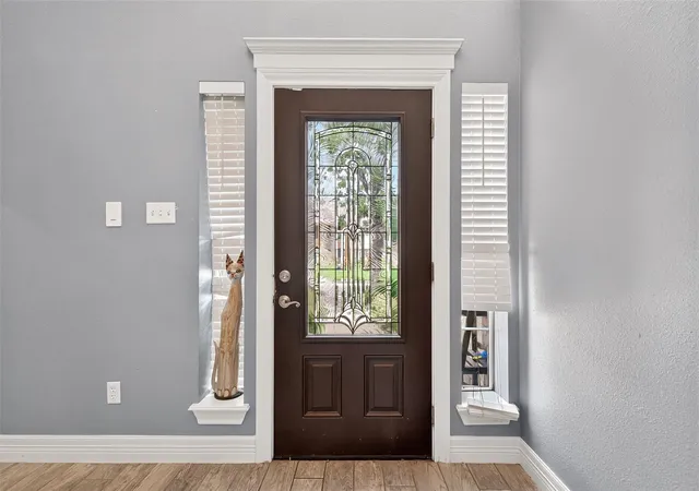 Photo 4 of Sale Pending at 18015 Bambridge Dr, Houston, TX 77090 | MLS# 38271799 | Listing updated on 2026-09-18