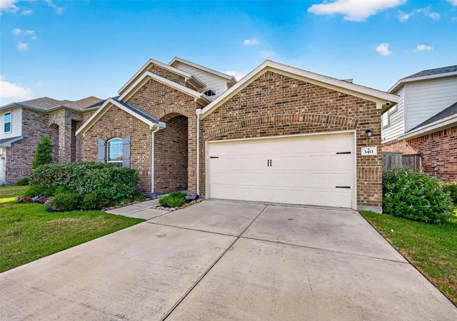 Photo 4 of Single family home for sale at 3411 Brushy Meadow Dr, Angleton, TX 77515 | MLS# 89576409 | Listing updated on 2026-09-19