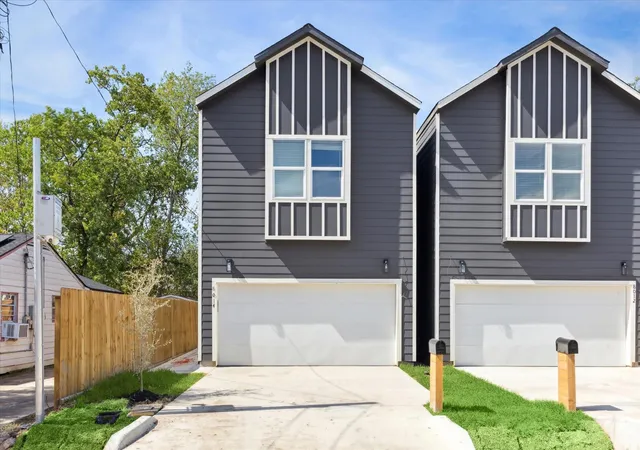 2nd image of 8012 Brandon St, Houston, TX 77051 | MLS# 14711460