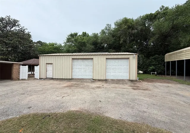 Photo 2 of Single family home for sale at 14275 Five Guinea Ln, Conroe, TX 77302 | MLS# 67053476 | Listing updated on 2026-06-19