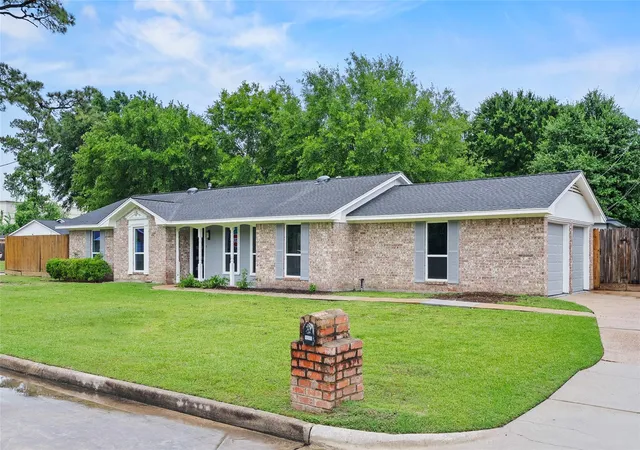 26th image of 6646 Bayou View Dr, Houston, TX 77091 | MLS# 30481702