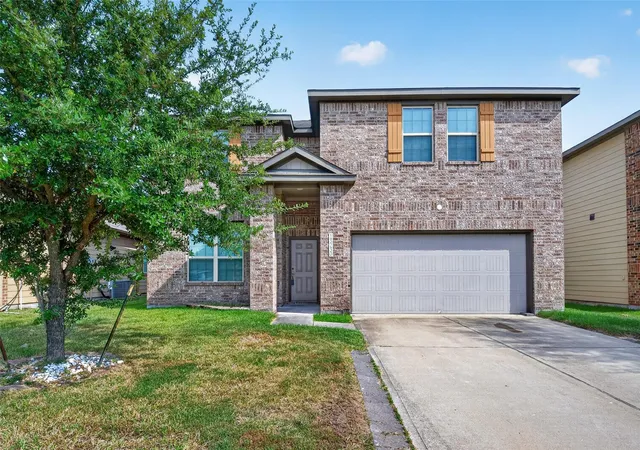 Photo 1 of Sale Pending at 13230 Vallentine Row Dr, Houston, TX 77044 | MLS# 29942529 | Listing updated on 2026-09-15