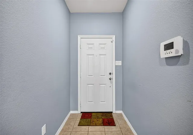 Photo 4 of Sale Pending at 13230 Vallentine Row Dr, Houston, TX 77044 | MLS# 29942529 | Listing updated on 2026-09-15