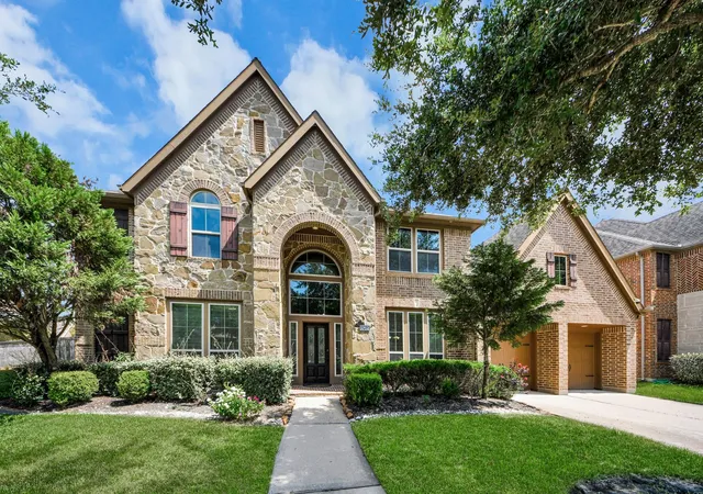 1st image of 13617 Fountain Mist Dr, Pearland, TX 77584 | MLS# 78668020