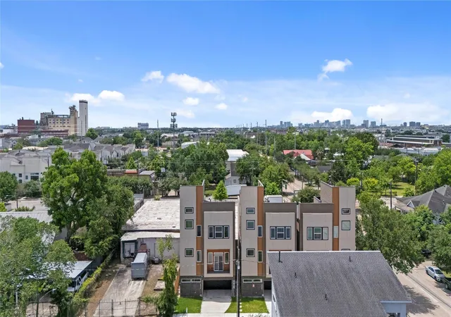 3rd image of 3510 Saltus St, Houston, TX 77003 | MLS# 29482062
