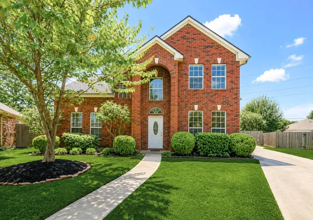 Photo 1 of Sale Pending at 1723 Park Ridge Dr, Katy, TX 77450 | MLS# 11691414 | Listing updated on 2026-09-17