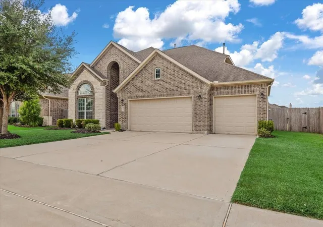 Photo 1 of Single family home for sale at 31911 Casa Linda Dr, Hockley, TX 77447 | MLS# 28458451 | Listing updated on 2026-09-20