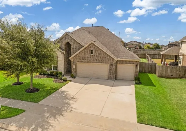 Photo 4 of Single family home for sale at 31911 Casa Linda Dr, Hockley, TX 77447 | MLS# 28458451 | Listing updated on 2026-09-20