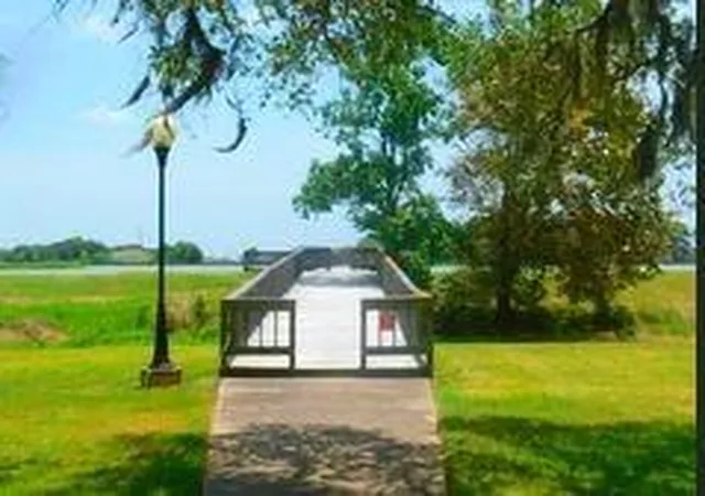 7th image of 267 & 273 Middle Bayou Trl, Angleton, TX 77515 | MLS# 71933851