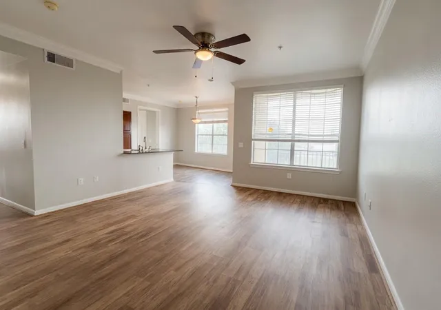 Photo 4 of Condo for sale at 7575 Kirby Dr #2214, Houston, TX 77030 | MLS# 57483198 | Listing updated on 2026-09-11