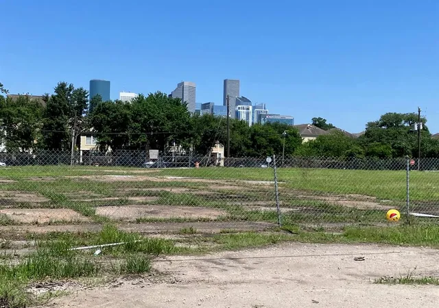 Land for sale at 1402 Palmer, Houston, TX 77003 | MLS# 86284140