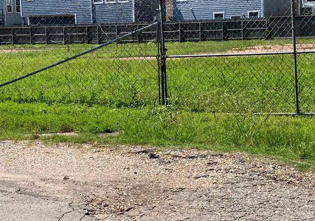 Photo 3 of Land for sale at 1402 Palmer, Houston, TX 77003 | MLS# 86284140 | Listing updated on 2025-05-20