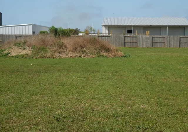 5th image of 978 Cr 251 St, Matagorda, TX 77457 | MLS# 70804185