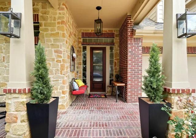 4th image of 25910 Northcrest Dr, Spring, TX 77389 | MLS# 74899447
