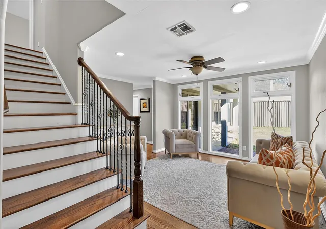 5th image of 1514 Jacquelyn Dr, Houston, TX 77055 | MLS# 11907895