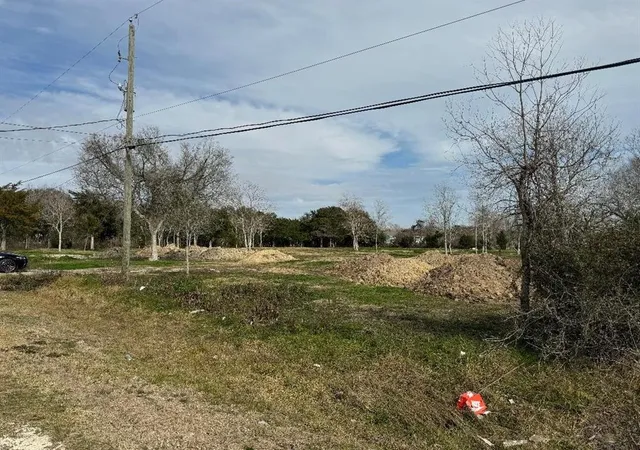 Photo 3 of Land for sale at 7517 Caldwell St, Hitchcock, TX 77563 | MLS# 28210970 | Listing updated on 2025-12-26