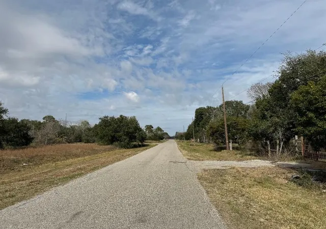 Photo 4 of Land for sale at 7517 Caldwell St, Hitchcock, TX 77563 | MLS# 28210970 | Listing updated on 2025-12-26