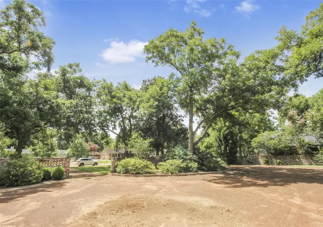 40th image of 536 Oak Dr, Lake Jackson, TX 77566 | MLS# 13762266