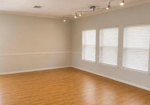 Photo 3 of Single family home for sale at 10702 Allens Landing Dr, Houston, TX 77065 | MLS# 52340710 | Listing updated on 2026-09-19