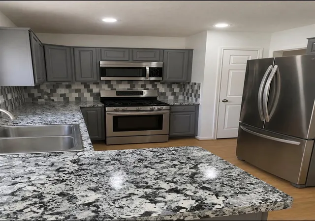 Photo 3 of Single family home for sale at 10702 Allens Landing Dr, Houston, TX 77065 | MLS# 52340710 | Listing updated on 2026-09-19