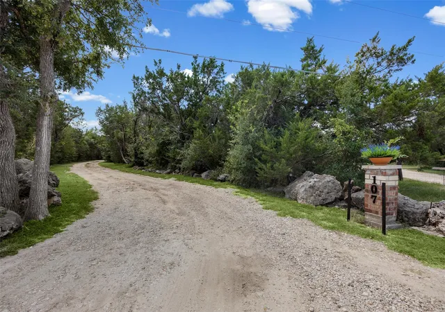 Photo 3 of Sale Pending at 107 Draper Ln, Liberty Hill, TX 78642 | MLS# 81176093 | Listing updated on 2026-09-13