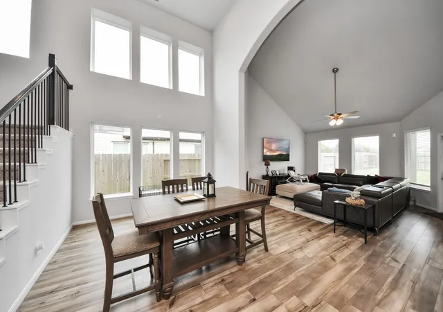 5th image of 19014 Blossoming Buttercup Dr, Tomball, TX 77377 | MLS# 7922278