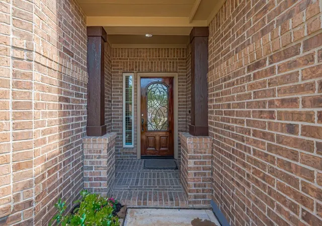 Photo 4 of Single family home for sale at 19714 Ter Cliff Ct, Richmond, TX 77407 | MLS# 76231590 | Listing updated on 2026-08-30