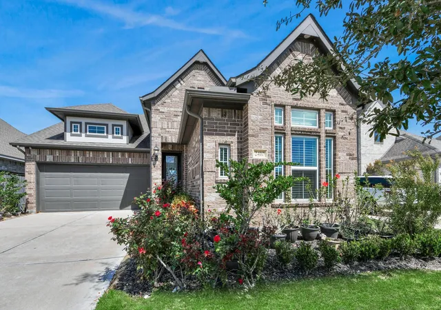 2nd image of 2410 Manor Valley Ln, Missouri City, TX 77459 | MLS# 48425618
