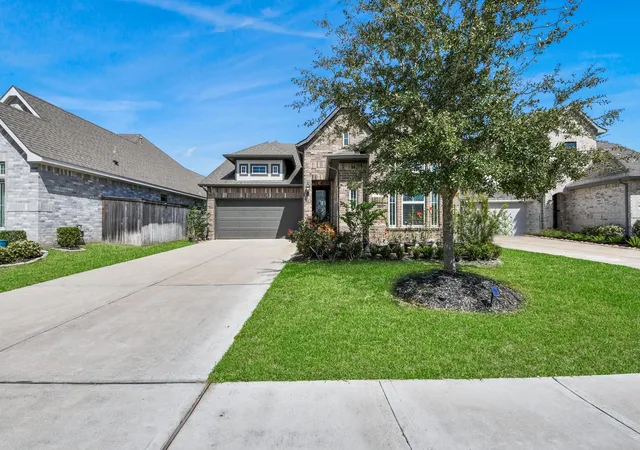 5th image of 2410 Manor Valley Ln, Missouri City, TX 77459 | MLS# 48425618