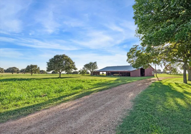 Homes for sale in Round Top, TX | 2817 Leonhardt, Round Top, TX 78954 | MLS# 77798338