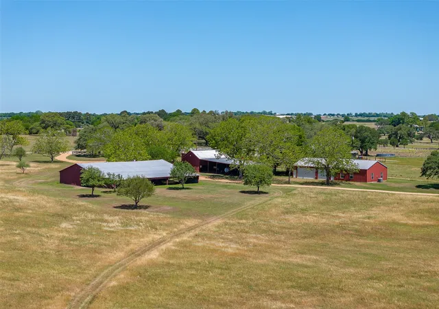 Homes for sale in Round Top, TX | 2817 Leonhardt, Round Top, TX 78954 | MLS# 77798338