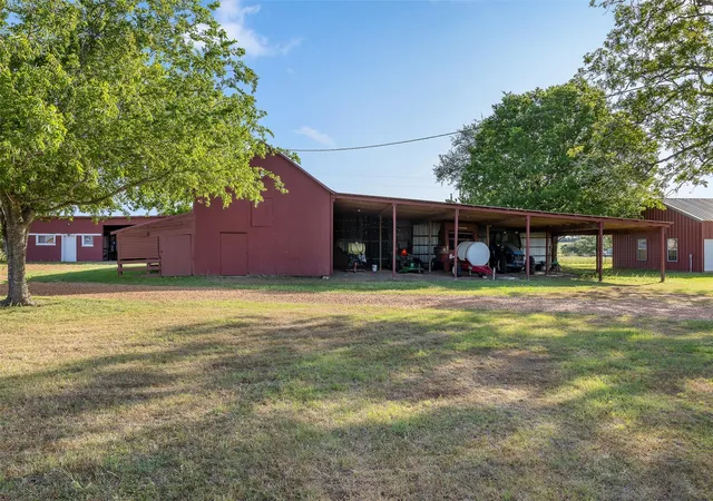 Homes for sale in Round Top, TX | 2817 Leonhardt, Round Top, TX 78954 | MLS# 77798338