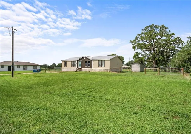 Homes for sale in Ellinger, TX | 204 E Fayette St, Ellinger, TX 78938 | MLS# 55721792