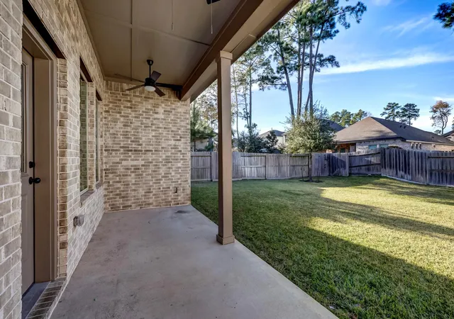 27th image of 119 Winged Elm Ct, Willis, TX 77318 | MLS# 11800280