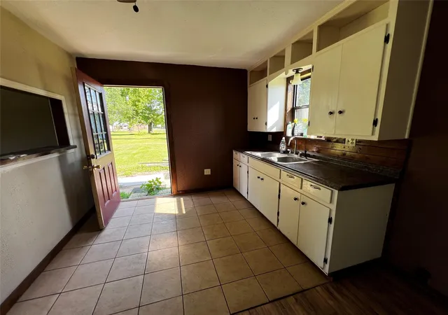 11th image of 157 Clute Road, Leona, TX 75850 | MLS# 92465277