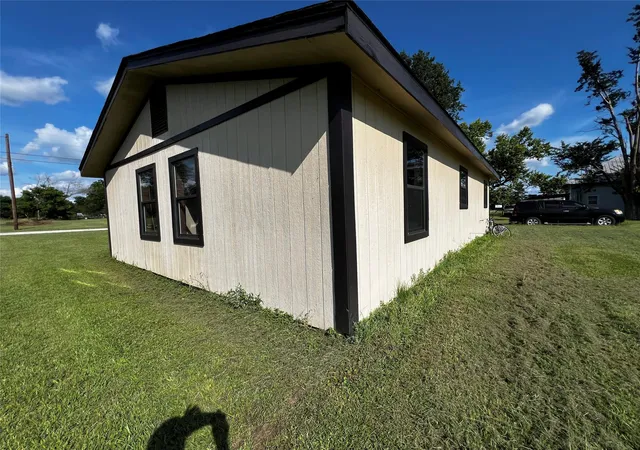 Photo 2 of Single family home for sale at 157 Clute Rd, Leona, TX 75850 | MLS# 92465277 | Listing updated on 2026-07-28