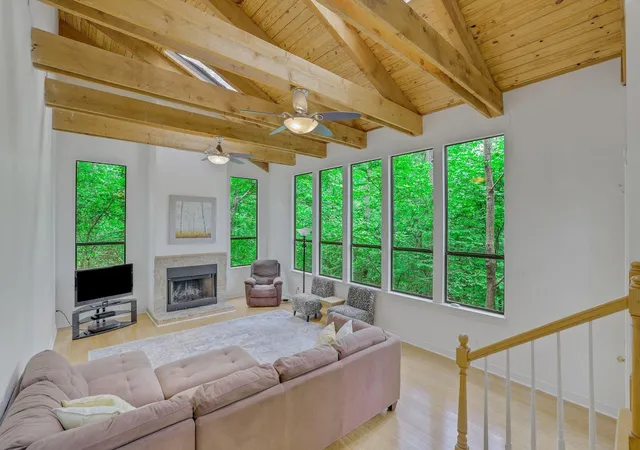 5th image of 701 Lakeview Estates Dr, Coldspring, TX 77331 | MLS# 56947328