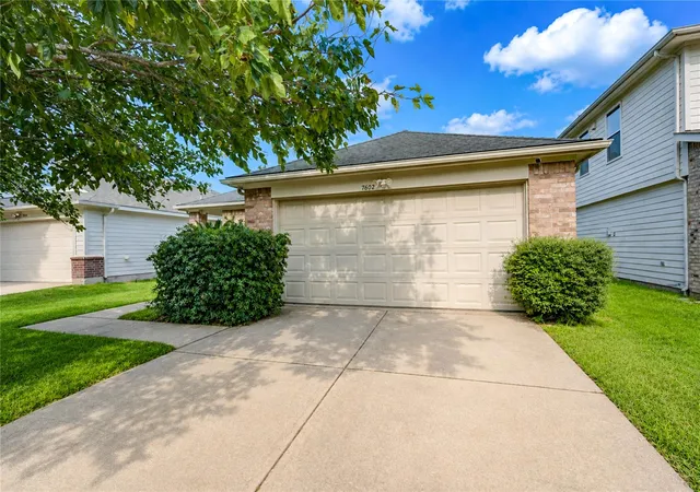 Photo 33 of Sale Pending at 7602 Drifting Willow Ct, Cypress, TX 77433 | MLS# 11328785 | Listing updated on 2026-09-07