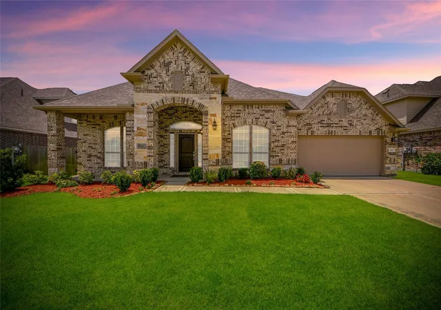 Homes for sale in Angleton, TX | 1577 Elm Ct, Angleton, TX 77515 | MLS# 36861246