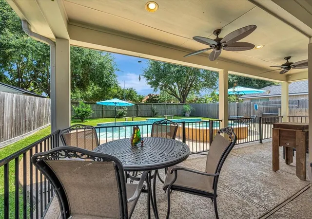 5th image of 2114 Camdon Dr, Deer Park, TX 77536 | MLS# 68372308