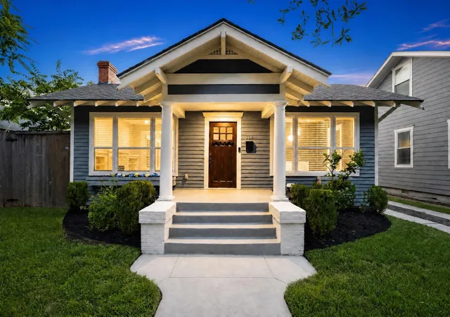 Photo 1 of Single family home for sale at 713 Wendel St, Houston, TX 77009 | MLS# 89839600 | Listing updated on 2026-09-13