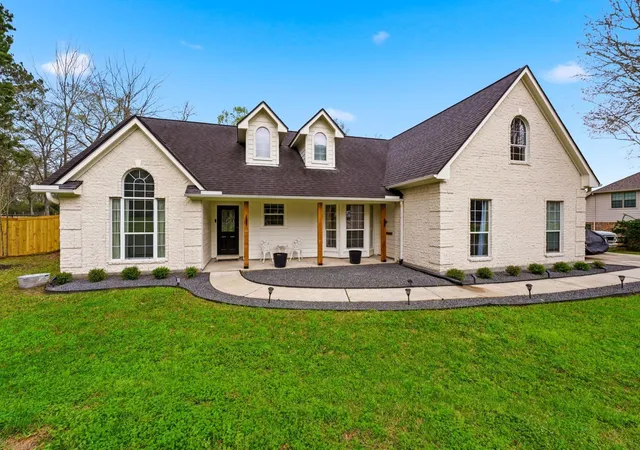 Photo 2 of Single family home for sale at 23629 Spring Branch Trl, Montgomery, TX 77316 | MLS# 56727959 | Listing updated on 2026-07-28