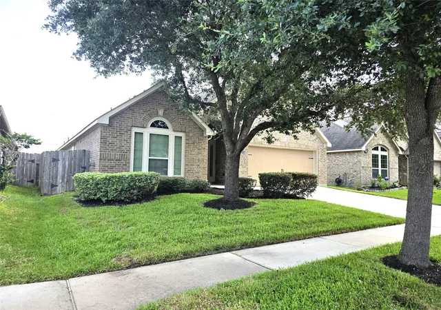 Photo 3 of Single family home for sale at 26318 Serenity Oaks Dr, Richmond, TX 77406 | MLS# 74961025 | Listing updated on 2026-08-02