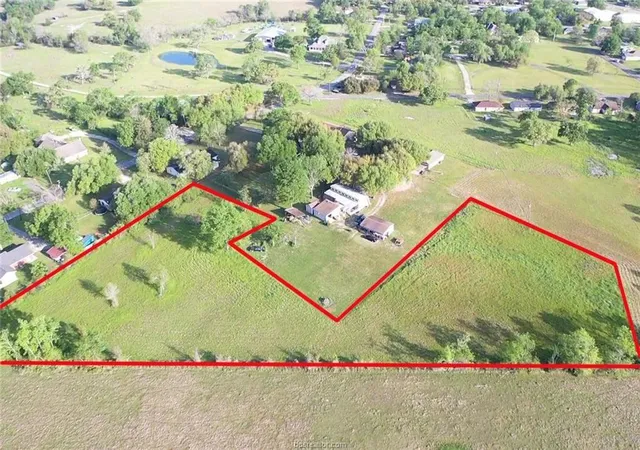 Photo 6 of Land for sale at 12 Manning Ln, Madisonville, TX 77864 | MLS# 73323095 | Listing updated on 2026-08-05