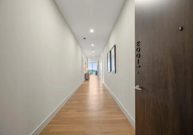 1st image of 1711 Allen Pkwy #2001, Houston, TX 77019 | MLS# 24275512